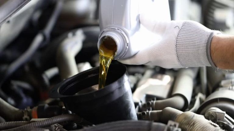 Toyota CHR Oil Type | 3 Recommended Type of Oils - Take Your Oil