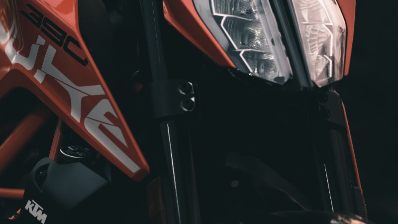 KTM Duke 390 Oil